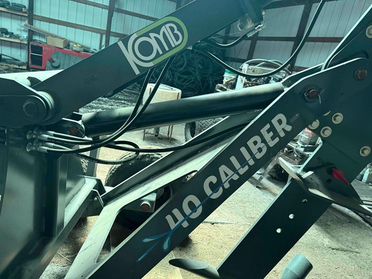 komb-40-caliber-trencher-image-1