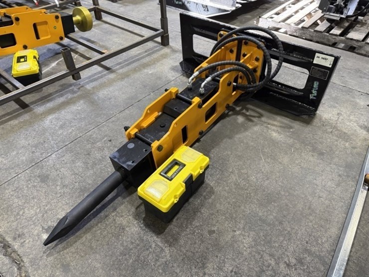 2026-future-ft-p680-hydraulic-breaker-image-1