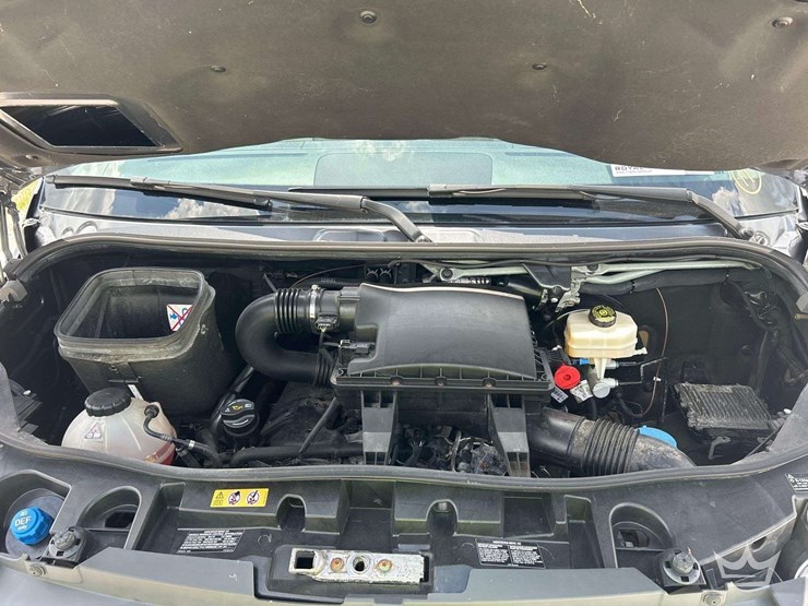 2021-mercedes-benz-sprinter-4500-image-7