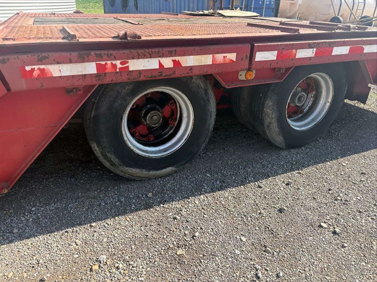 1978-lowboy-muva-trailer,-50ft,-12ft-neck,-22ft-well,-15ft-rear,-tandem-axle,-with-outriggers-image-11