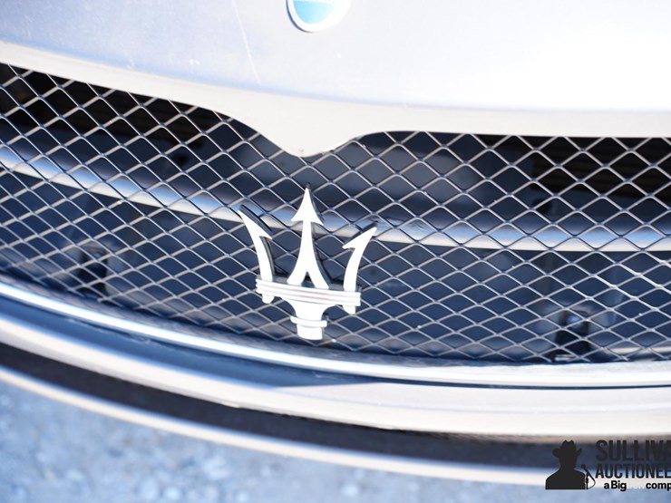 run-#43---2005-maserati-quattroporta-sedan-image-10