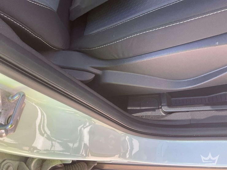 2017-ford-escape-image-24