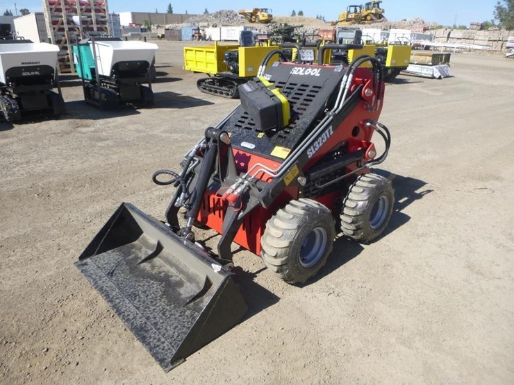 2026-sdlool-323tz-skid-steer-loader-image-1