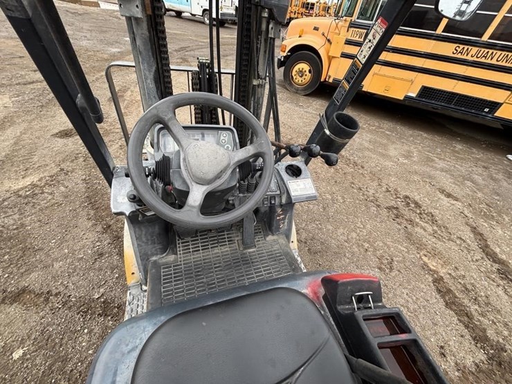 2016-caterpillar-2c6000-image-17