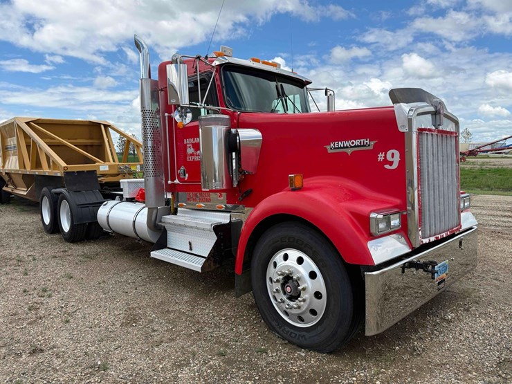 2001-kenworth-w900l-image-5