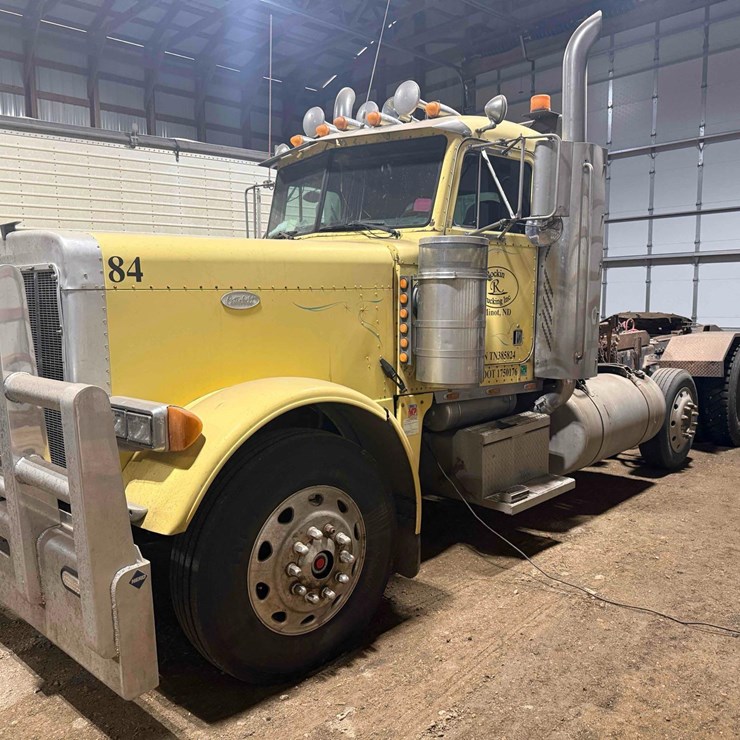 1995 PETERBILT 379