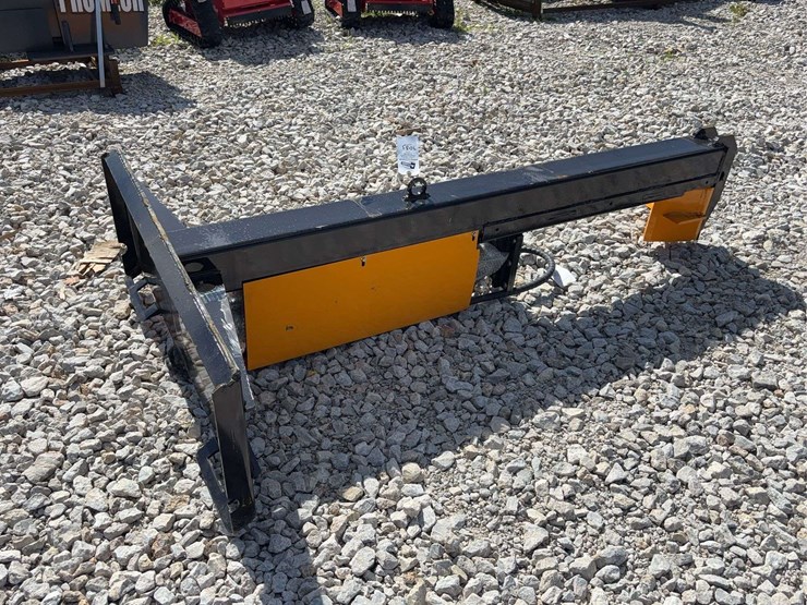 horizontal-log-splitter-attachment-for-skid-steer-loader-model-hls82-image-4