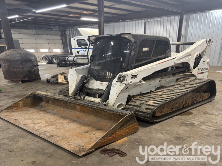 2016-bobcat-t870-image-3