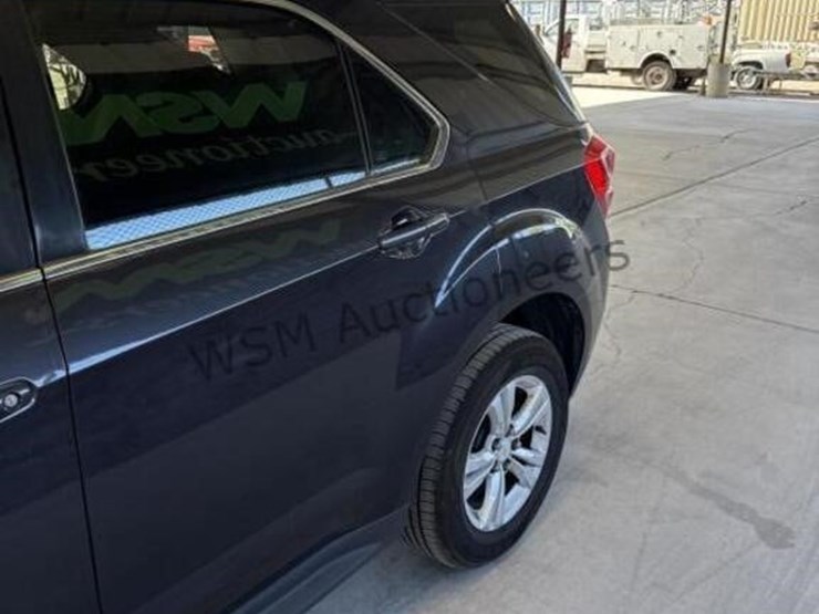 2016-chevrolet-equinox-ls-image-5
