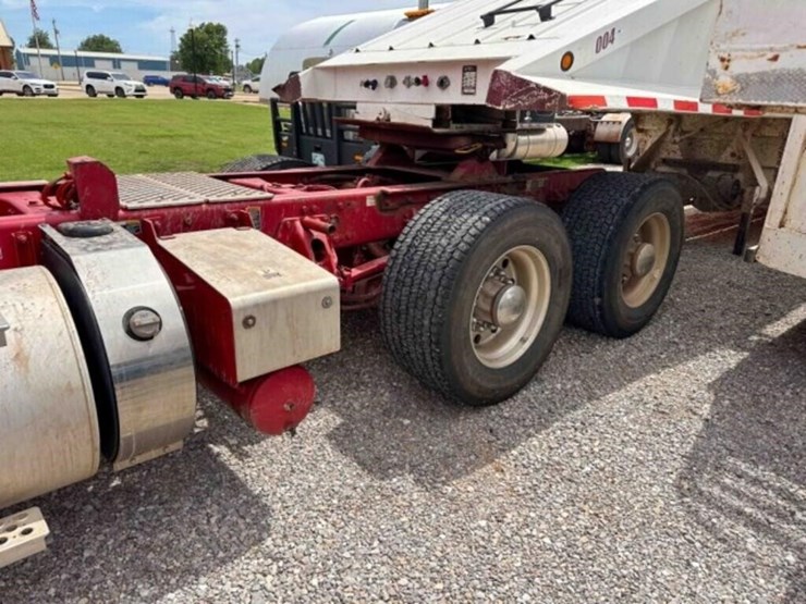 2018-kenworth-t680-image-14