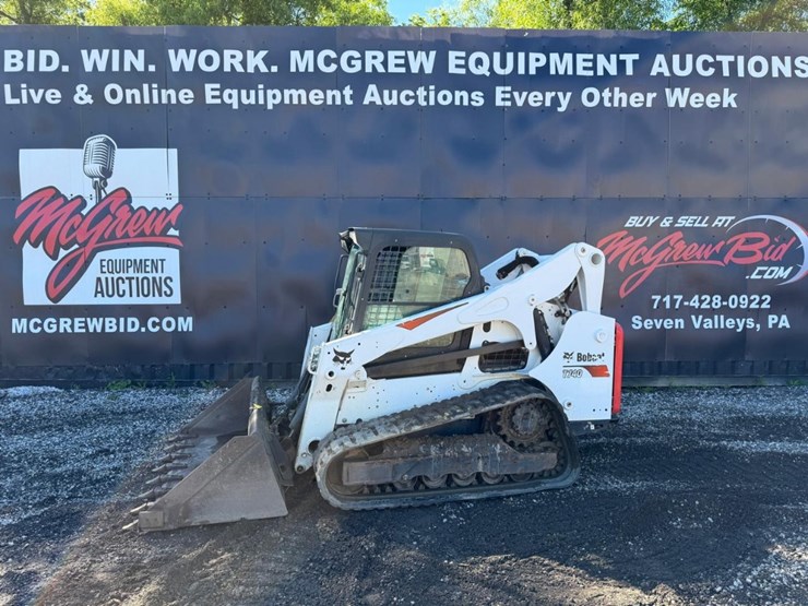 2019-bobcat-t740-image-1