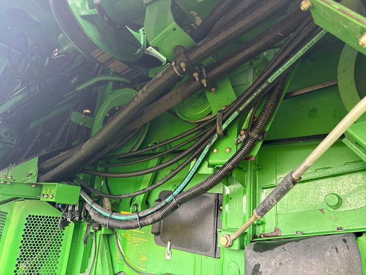 2011-john-deere-9870-sts-image-17
