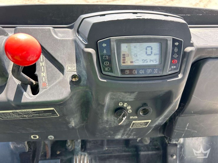 2017-kubota-rtv-x900-image-13