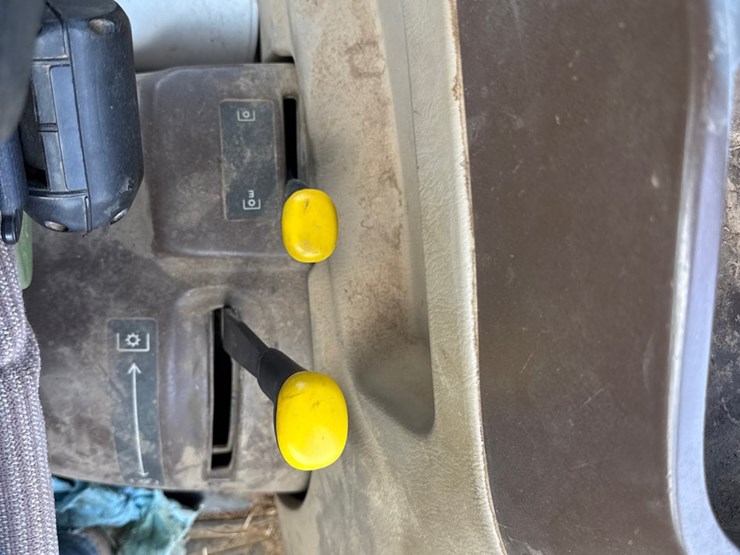 john-deere-5525-image-23
