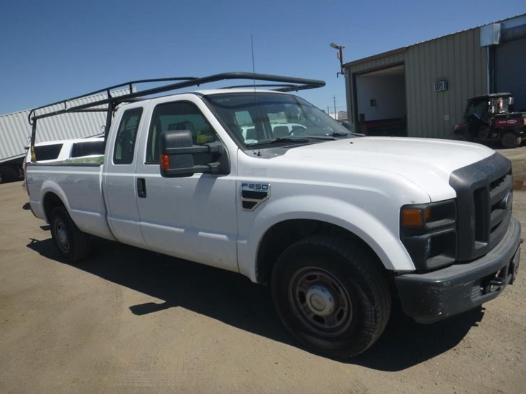 2010-ford-f250-image-2