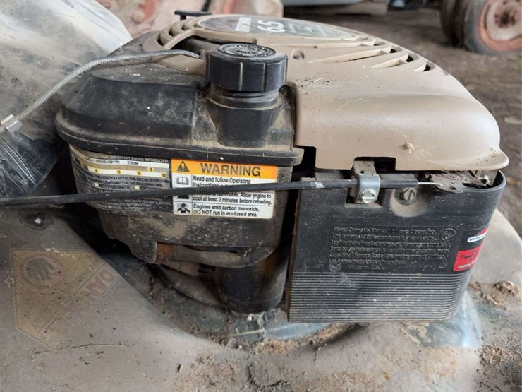 craftsman-6.5-horsepower-front-drive-walk-behind-lawn-mower-image-9