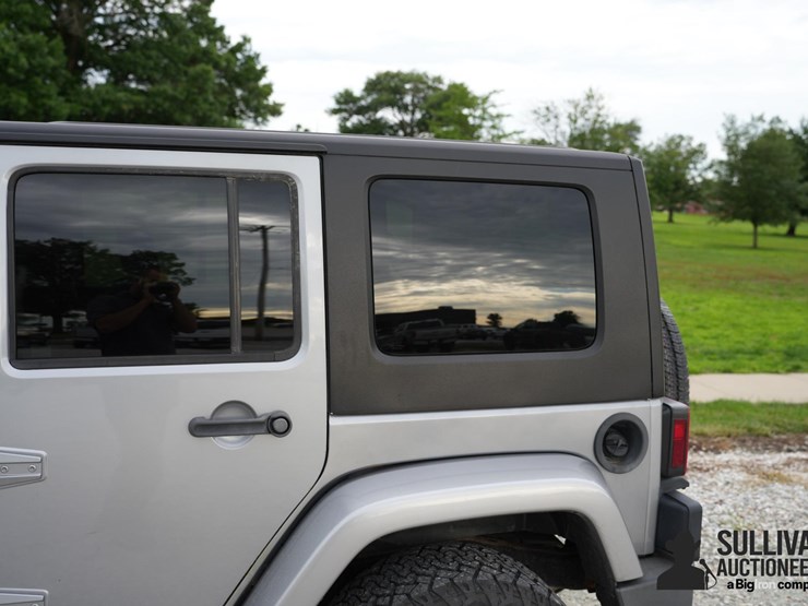 2015-jeep-wrangler-image-19