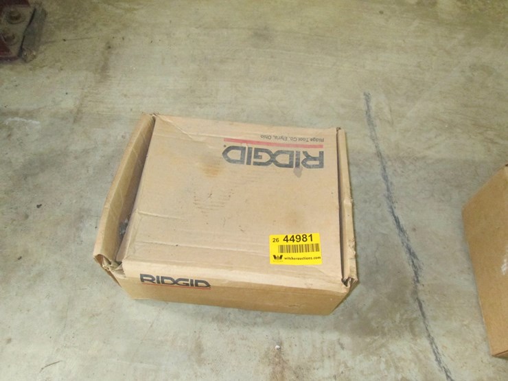 #44981-•-unused-rigid-bc-610a-1/8-3/4"-bench-chain-vise-inv#44981-image-1