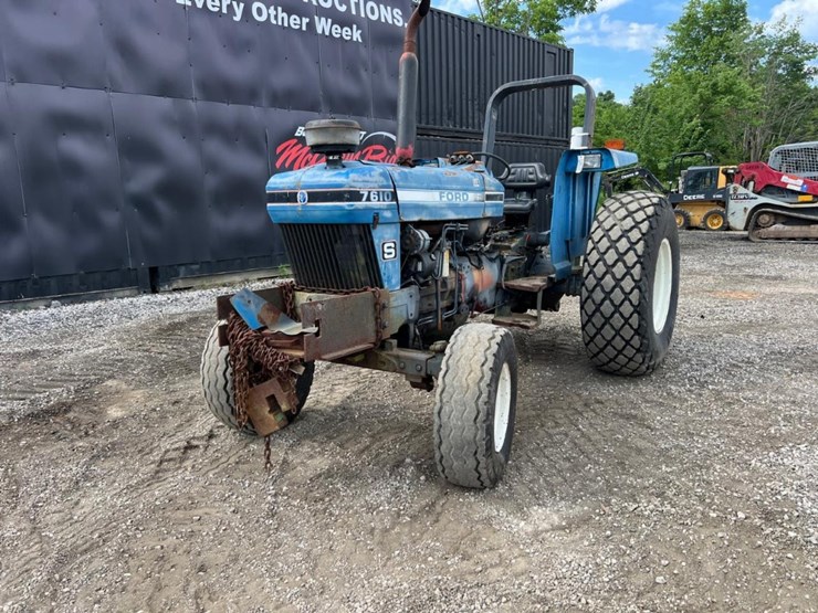 ford-7610-image-2