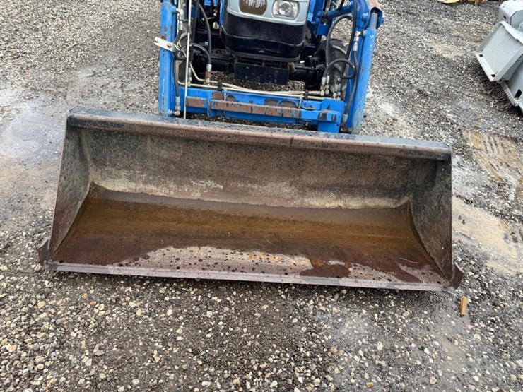 new-holland-workmaster-40-image-8