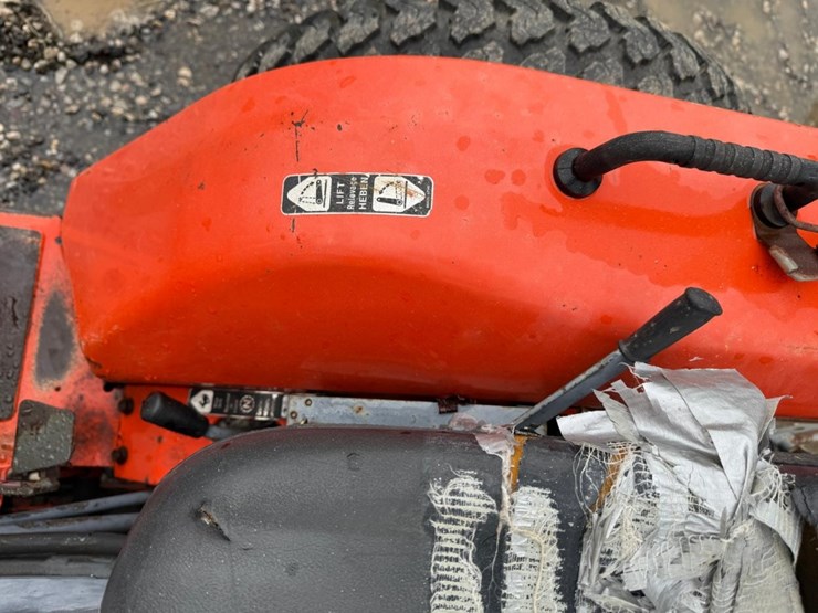 kubota-b2350-image-24