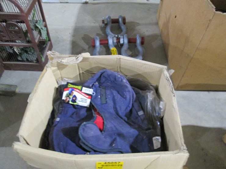 #45057-•-lot-of-winter-clothes-inv#45057-image-4