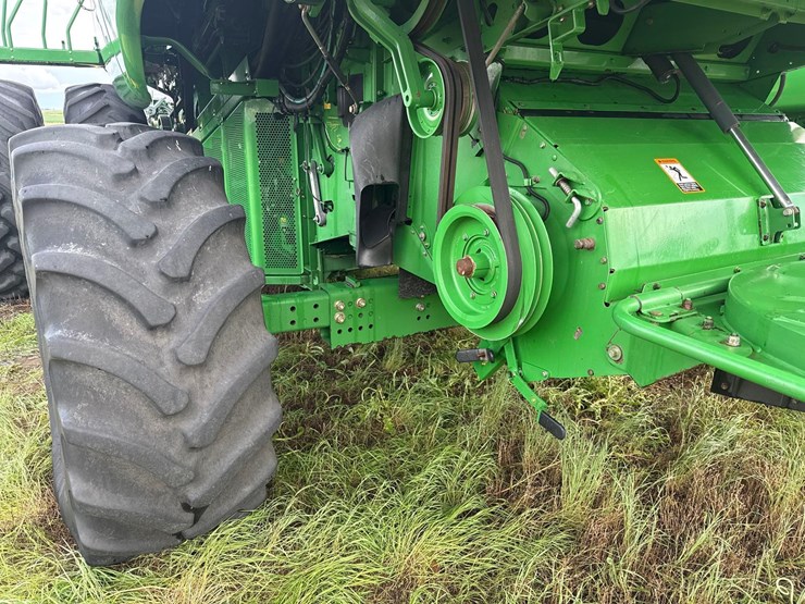 2011-john-deere-9870-sts-image-16