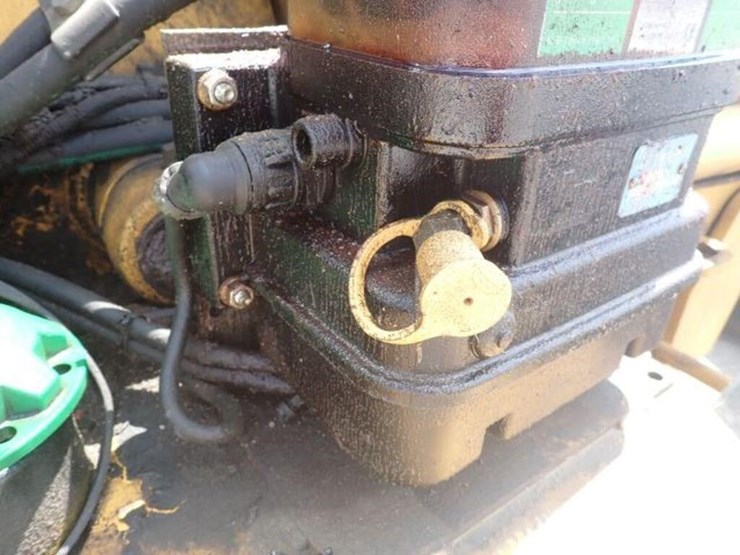 2009-deere-310sj-image-92