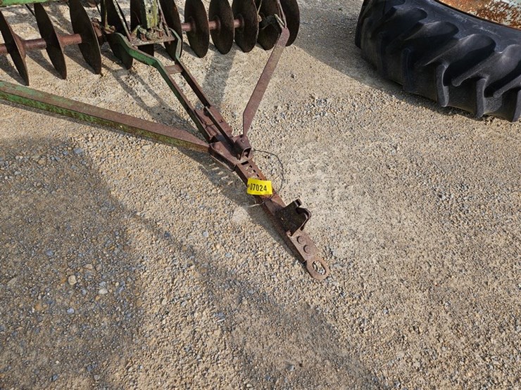 john-deere-7-image-8