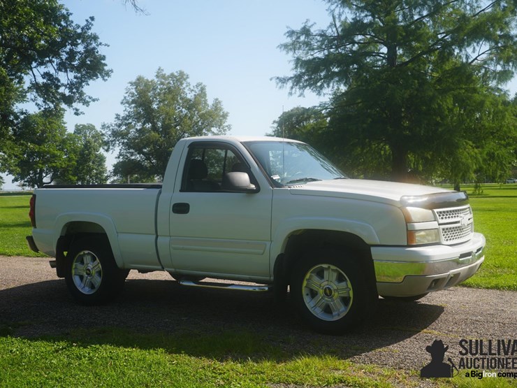2006-chevrolet-silverado-1500-image-3