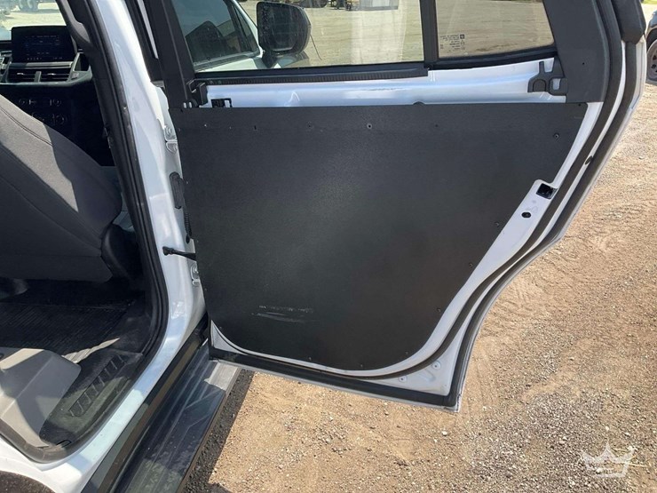 2021-chevrolet-tahoe-image-24