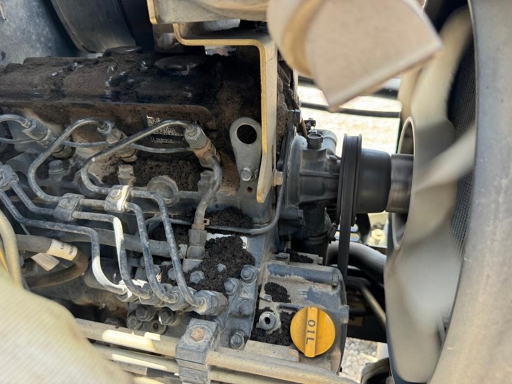 new-holland-boomer-3040-image-19