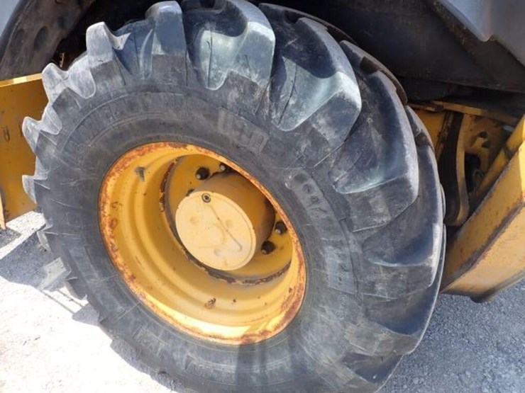 2009-deere-310sj-image-84