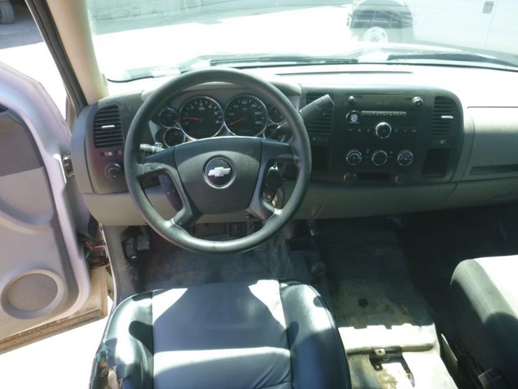 2008-chevrolet-2500hd-image-7