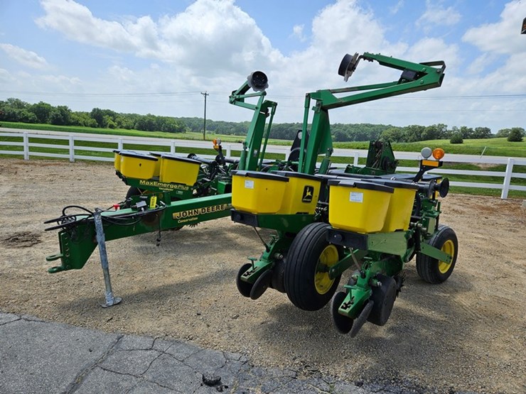 john-deere-1760-image-1