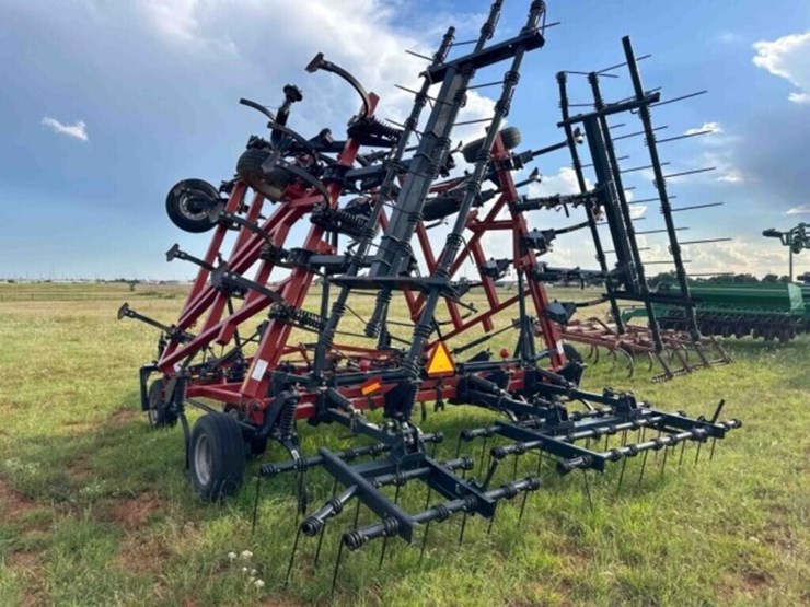case-ih-600-image-16