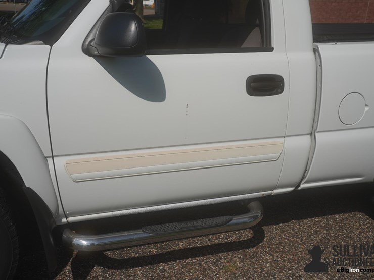 2006-chevrolet-silverado-1500-image-14