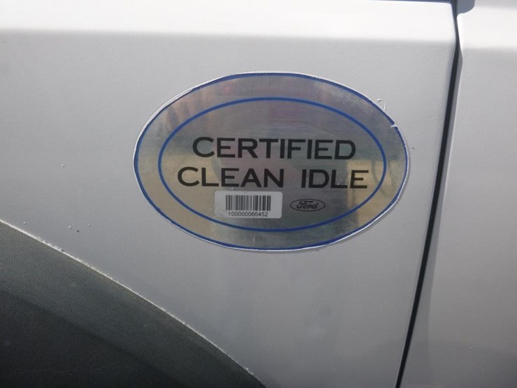 2013-ford-f550-image-30