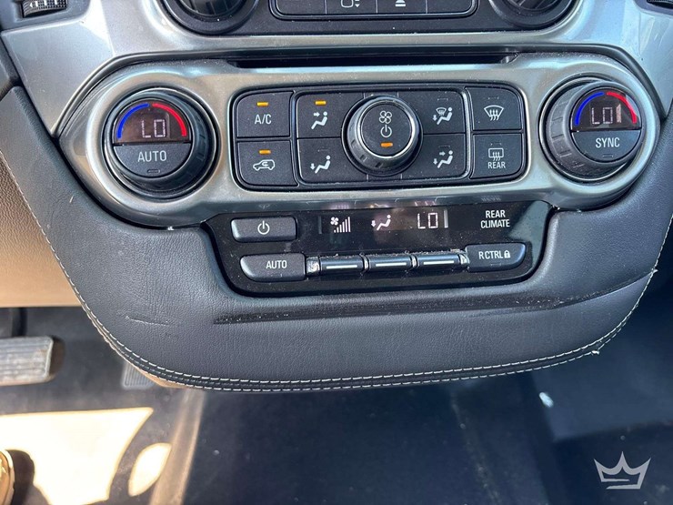 2020-chevrolet-tahoe-image-17