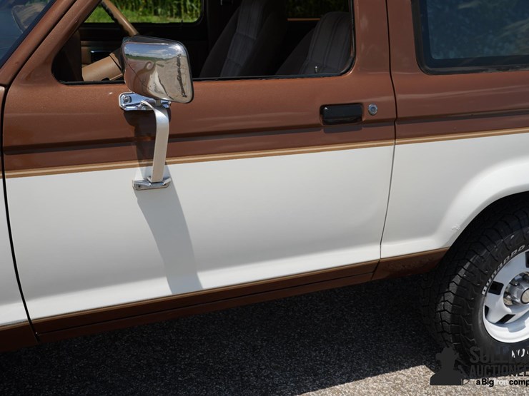 1986-ford-bronco-image-16