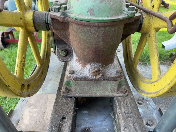 john-deere-e-1-1/2hp-image-6