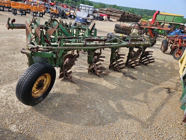 john-deere-5-image-4