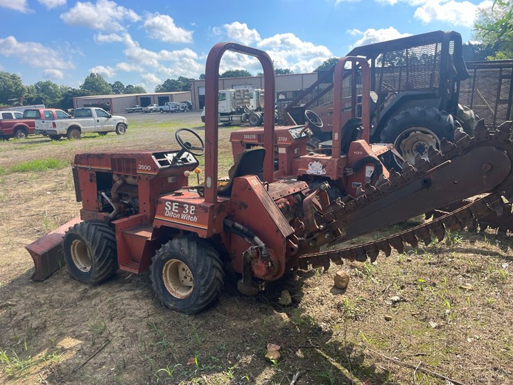 ditch-witch-3500-image-4