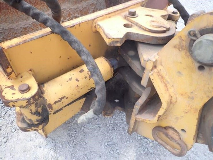 2009-deere-310sj-image-63