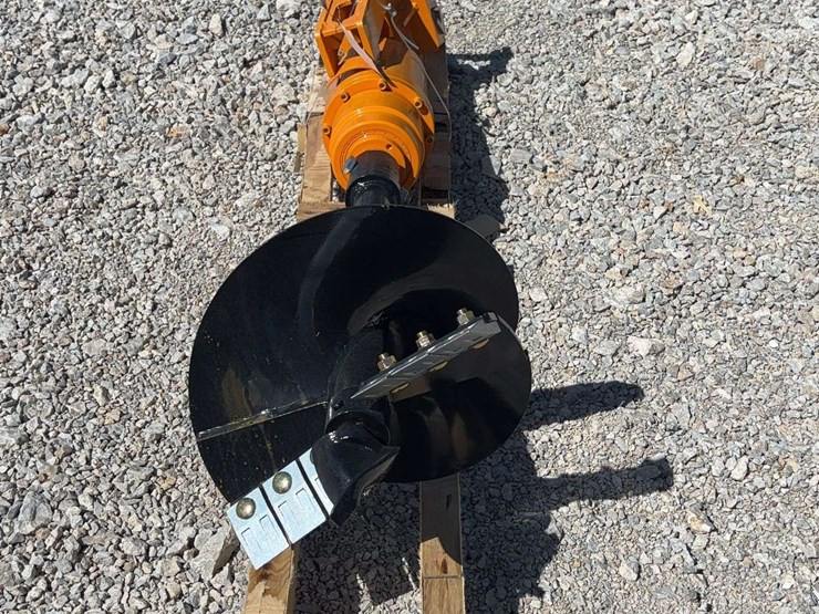 giyi-hydraulic-earth-auger-attachment-for-cat-303-image-8