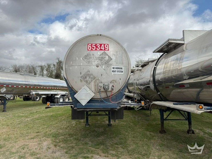 1979-fruehauf-tanker-image-6