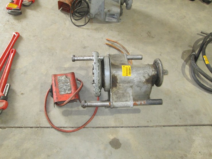 #44990-•-ridgid-300-pipe-threader-inv#44990-image-1