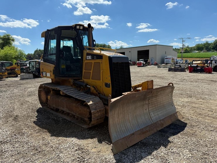 caterpillar-d3k-xl-image-6