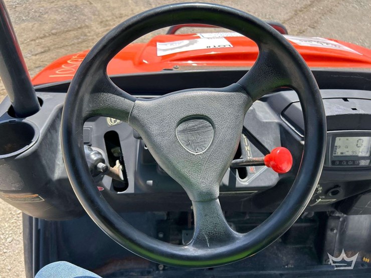 2017-kubota-rtv-x900-image-11