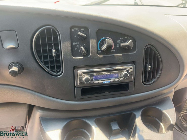 2006-ford-e450-image-22